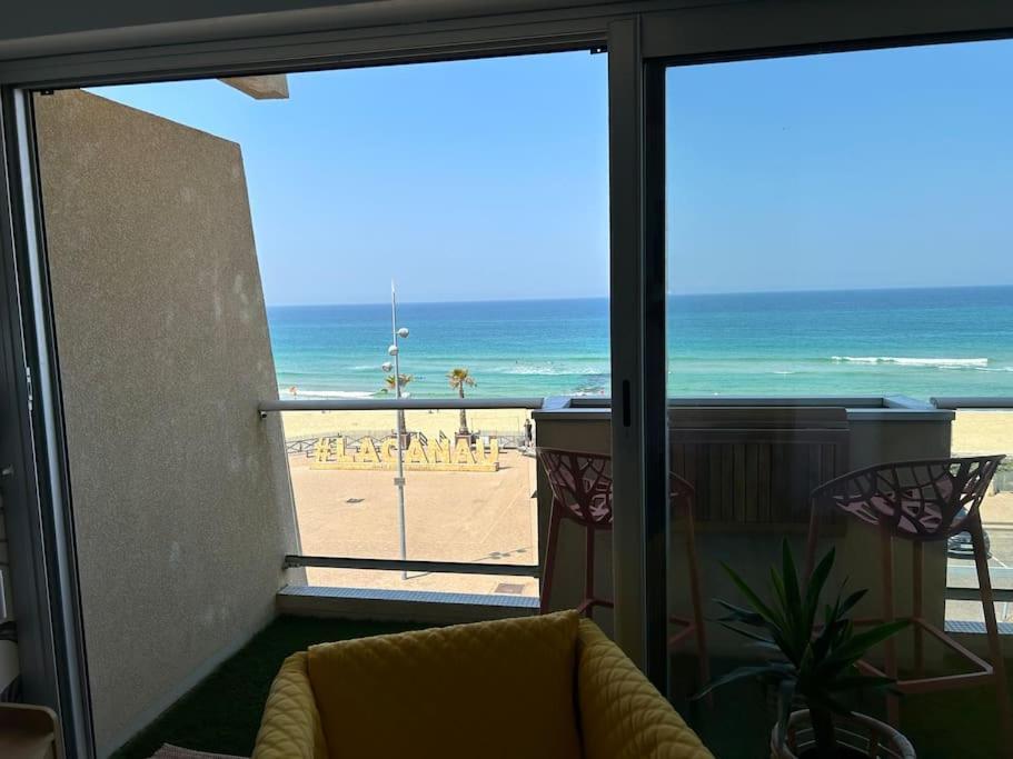 Splendide Vue A 180 Sur L'ocean