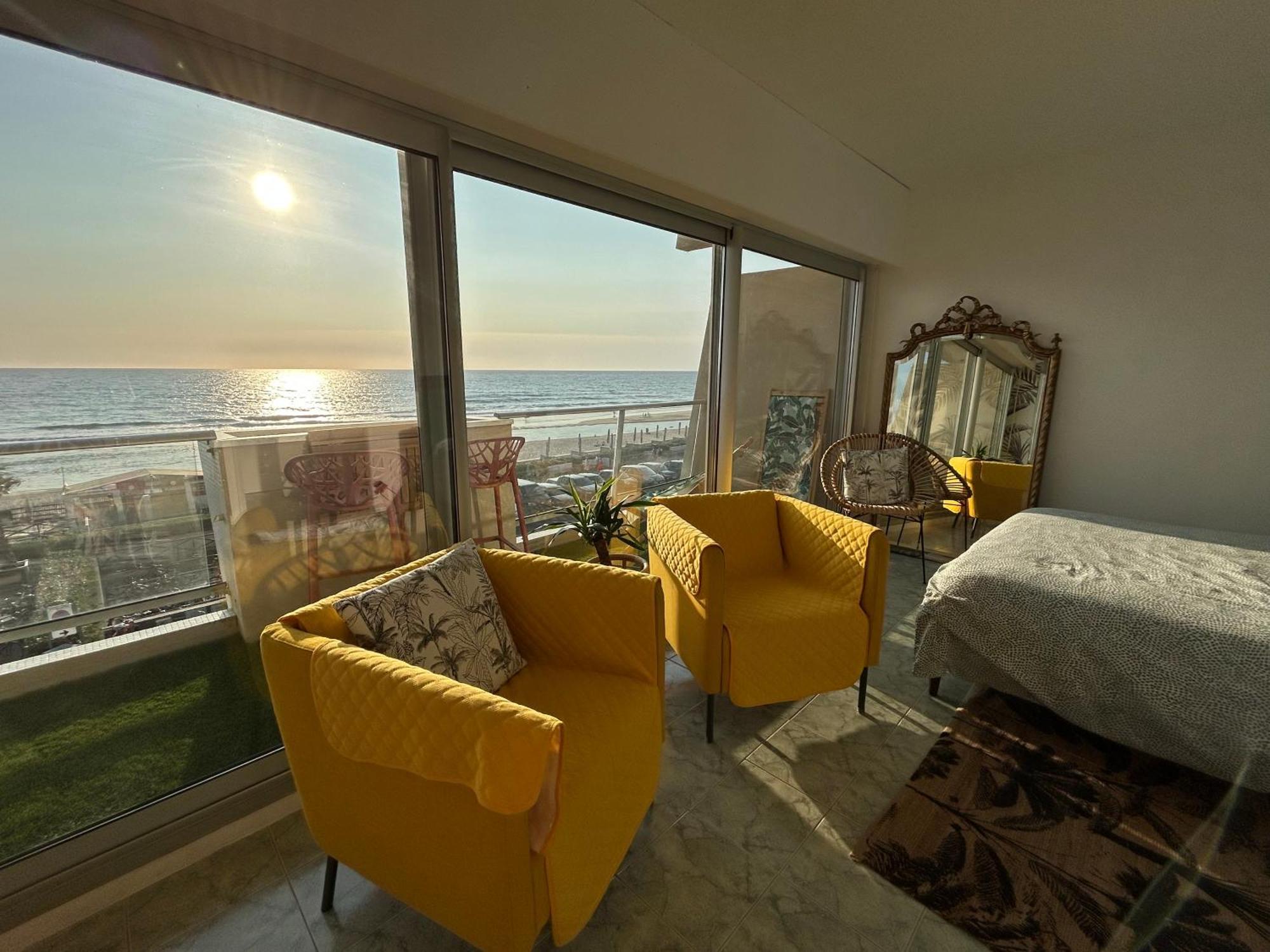 Splendide Vue A 180 Sur L'ocean *
